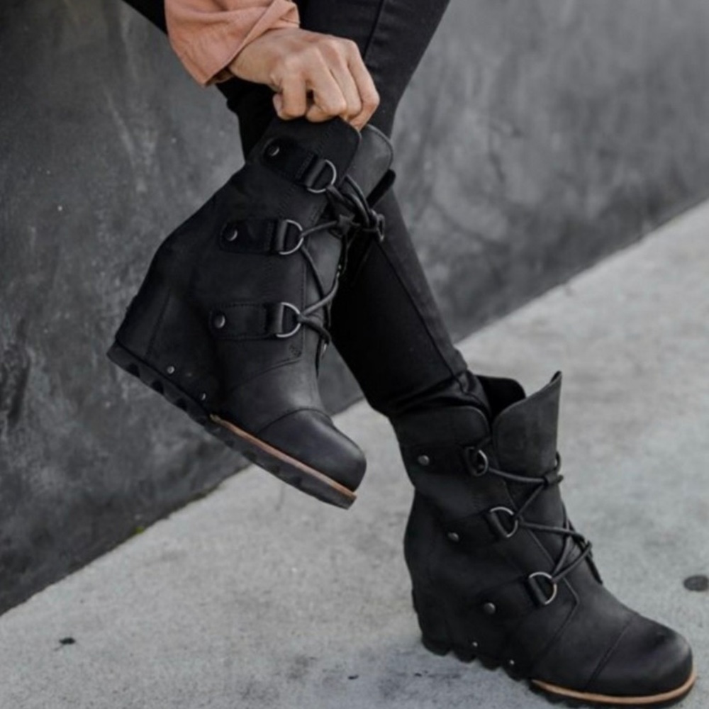 SOREL Joan of Arctic Mid Wedge Leather Boot